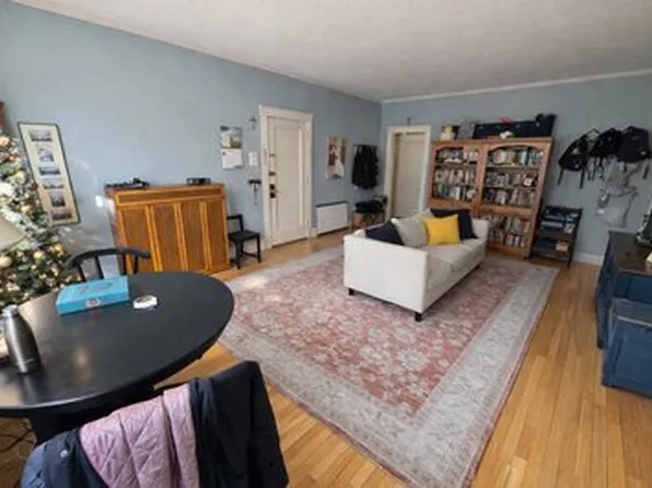 14 Alton Pl, Brookline, MA