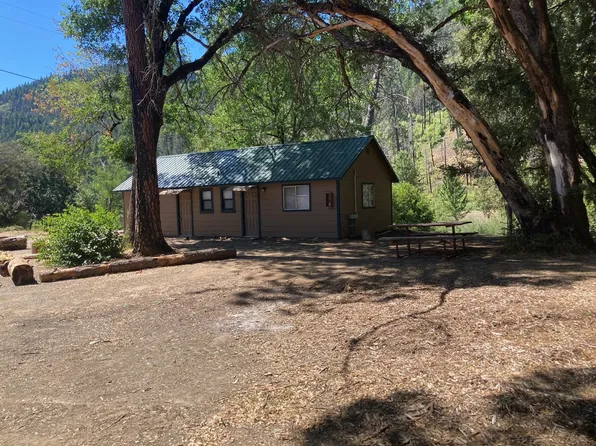 38440 State Highway 299 Unit 8, Junction City, CA 96048