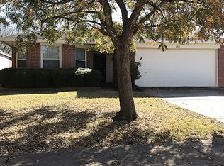 1012 Hampton Dr, Forney, TX 75126