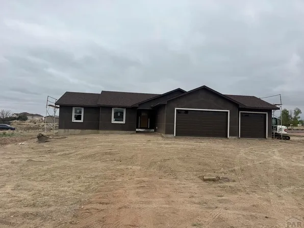 2094 W Woodstock Pl, Pueblo West, CO 81007