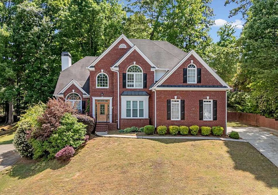 1st image of 6915 Glen Cove Ln