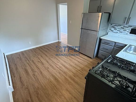 2nd image of 110 Buckelew Ave APT 2