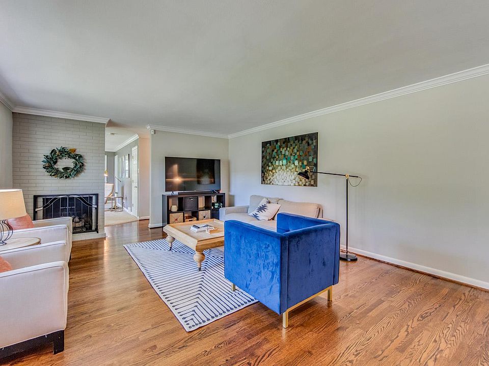 12327 Matthews Ln, Saint Louis, MO 63127 Zillow