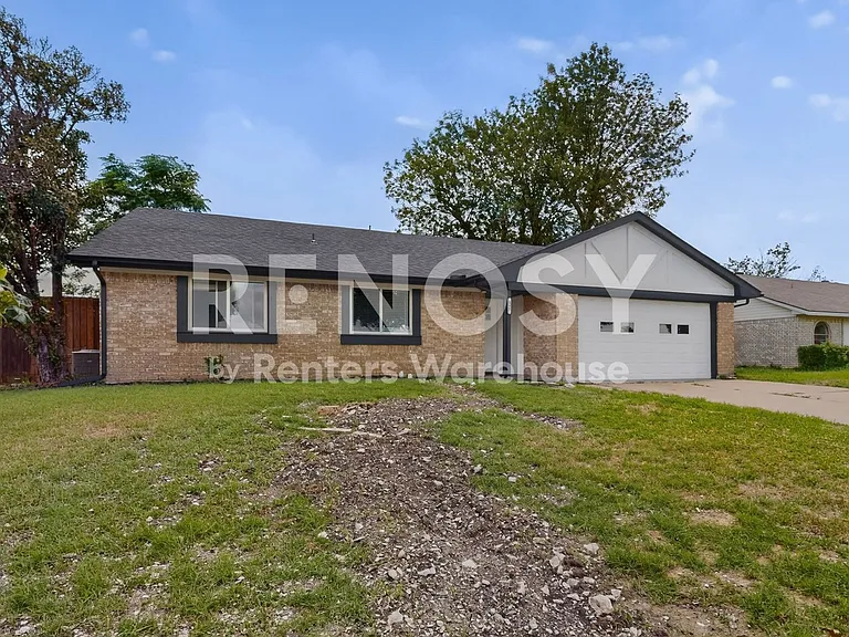 507 S Spring Creek Dr — Photo 3