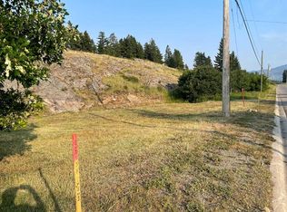 21333 27th Ave, Crowsnest Pass, AB T0K0C0
