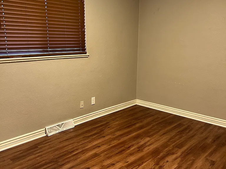 6169 S Sterne Cir — Photo 10