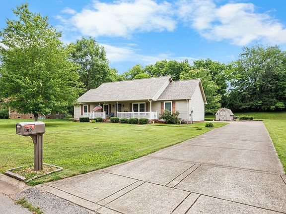 2nd image of 1319 Barbara Dr