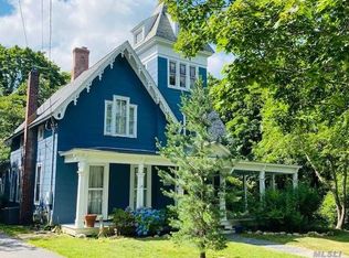 112 Jones Ave, Port Jefferson, NY 11777
