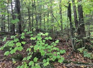 8 Amber Ln, Windham, ME 04062