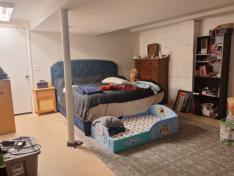 130 Christopher Cir — Photo 10