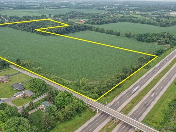 2399 S Burnett Rd, Springfield, OH 45505