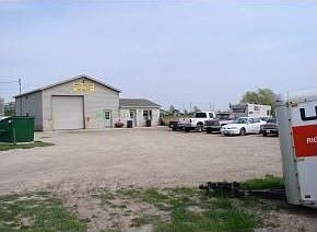 1st image of 305 Farmland Dr