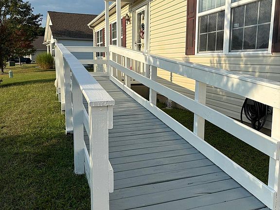 3rd image of 21098 Emerald Isle Dr