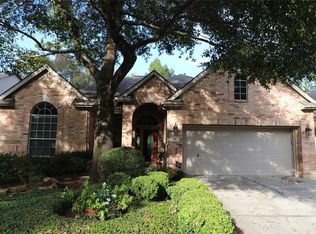 14 S Belfair Pl, Spring, TX 77382