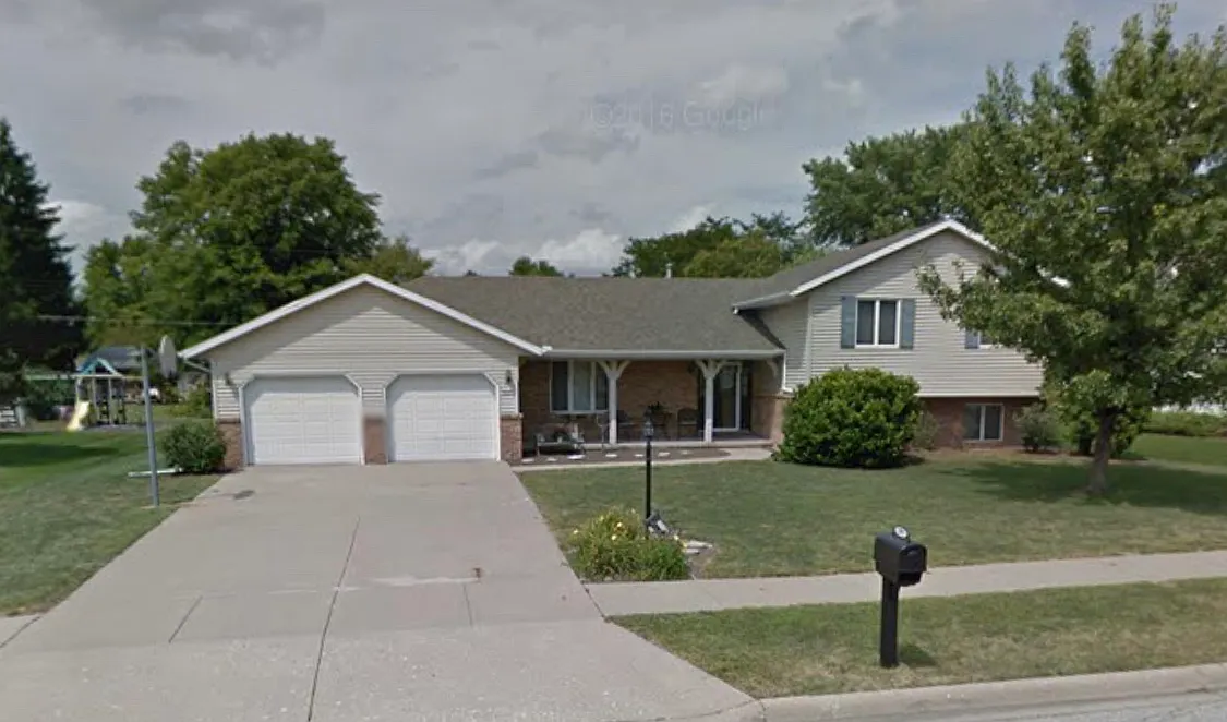 391 E Idlewood St photo 1