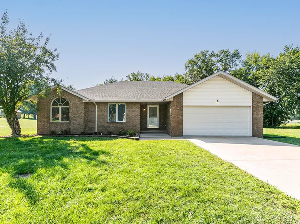903 E Auburn Drive, Ash Grove, MO 65604