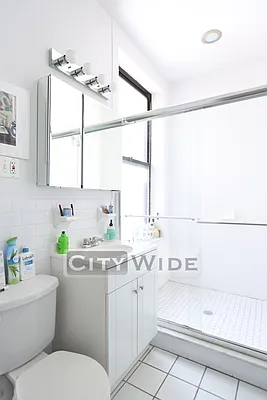 Rented by City Wide Apartments | media 9