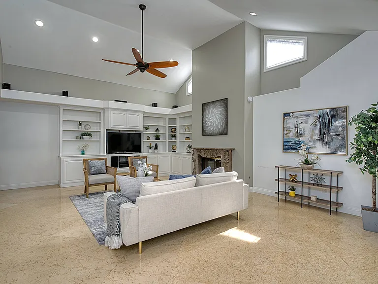 4414 Park Mallorca — Photo 14