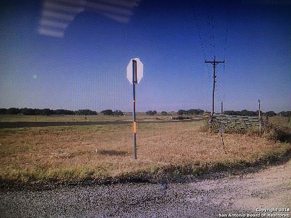 3rd image of 13555 N State Highway 16