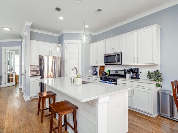 3rd image of 4523 Summey St
