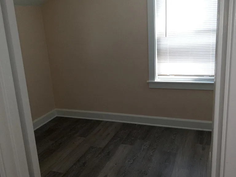 539 Furnace St — Photo 12