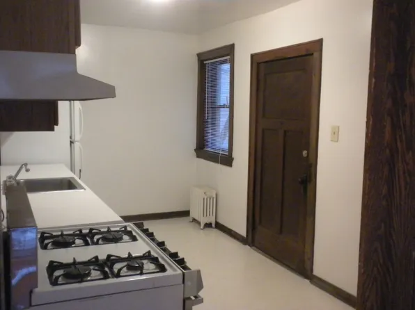 Bartlett Hill Apartments, 1711 E Locust St #11, Milwaukee, WI 53211