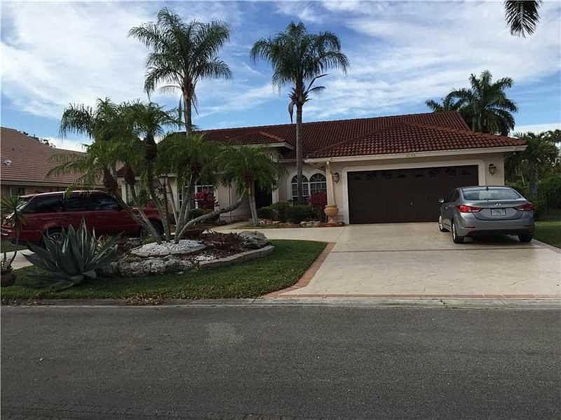 1st image of 8195 NW 41st St