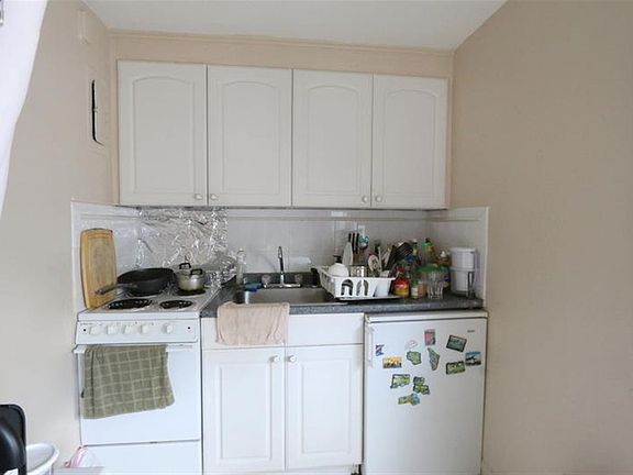 2nd image of 48 Kirkland St APT 2