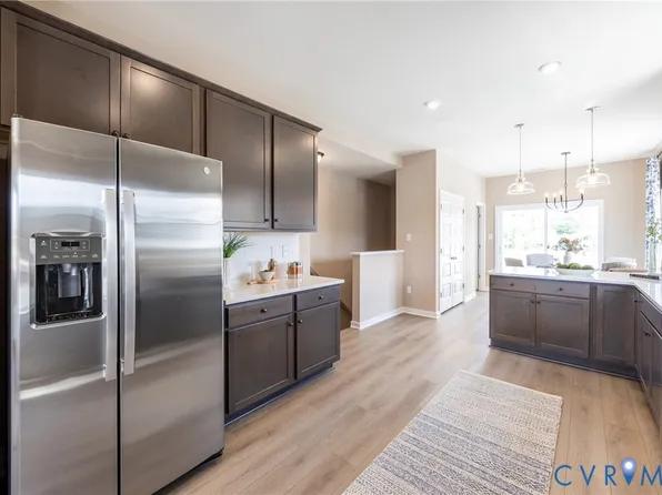 5335 Pointes End Way #102, Glen Allen, VA 23059