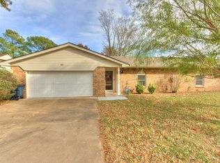 25 N Rice Ave, Shawnee, OK 74804