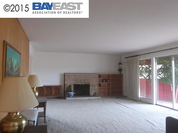 2nd image of 50 Leamont Ct