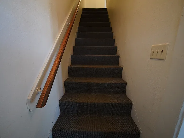 615 S Dewey St — Photo 13