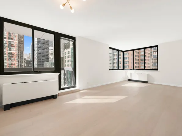 250 E 40th St, New York, NY