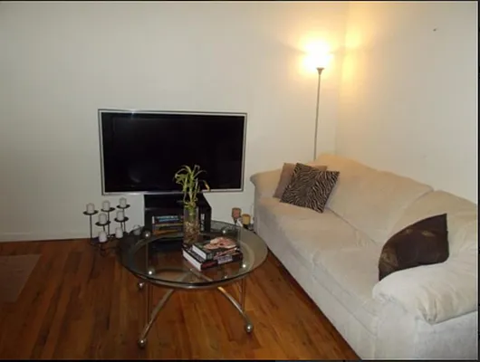 Rented by David Francis New York LLC | media 18