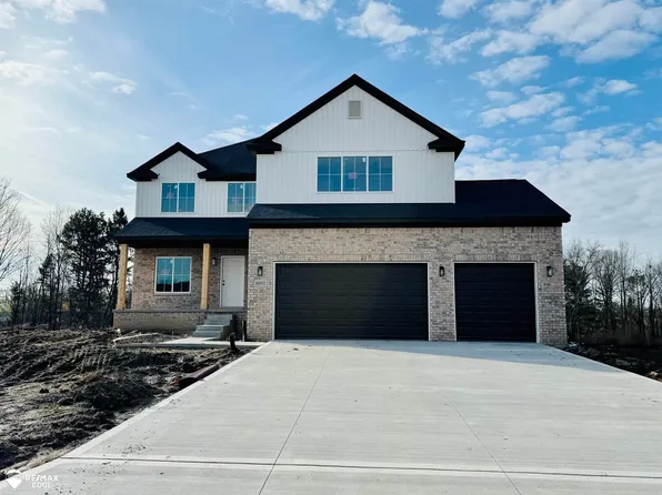 8100 Peninsula Cir, Grand Blanc, MI 48439