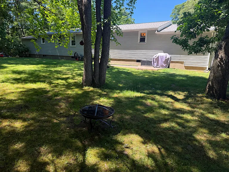 12 Lea Dr #12 — Photo 4
