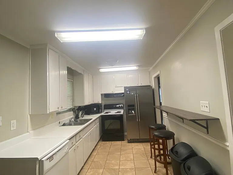 216 N Lipona Rd — Photo 21
