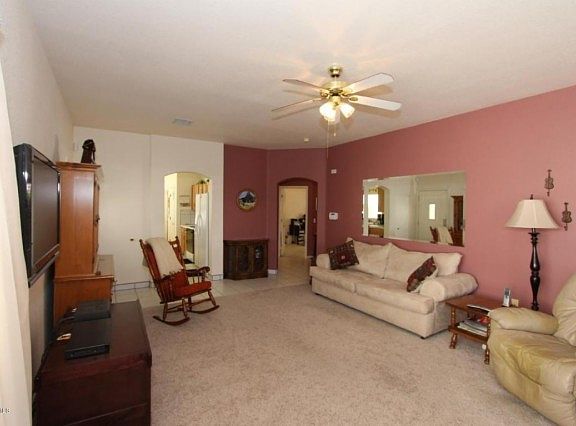 5th image of 2129 N Sweetwater Dr