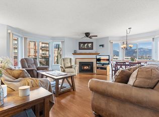 45604 Brett Ave #203, Chilliwack, BC V2P 1N9