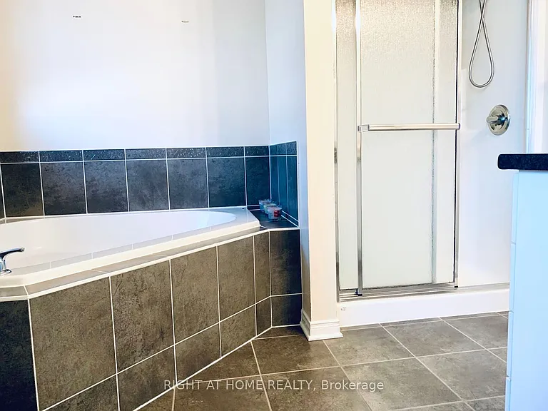 1602 Westhall Way — Photo 13