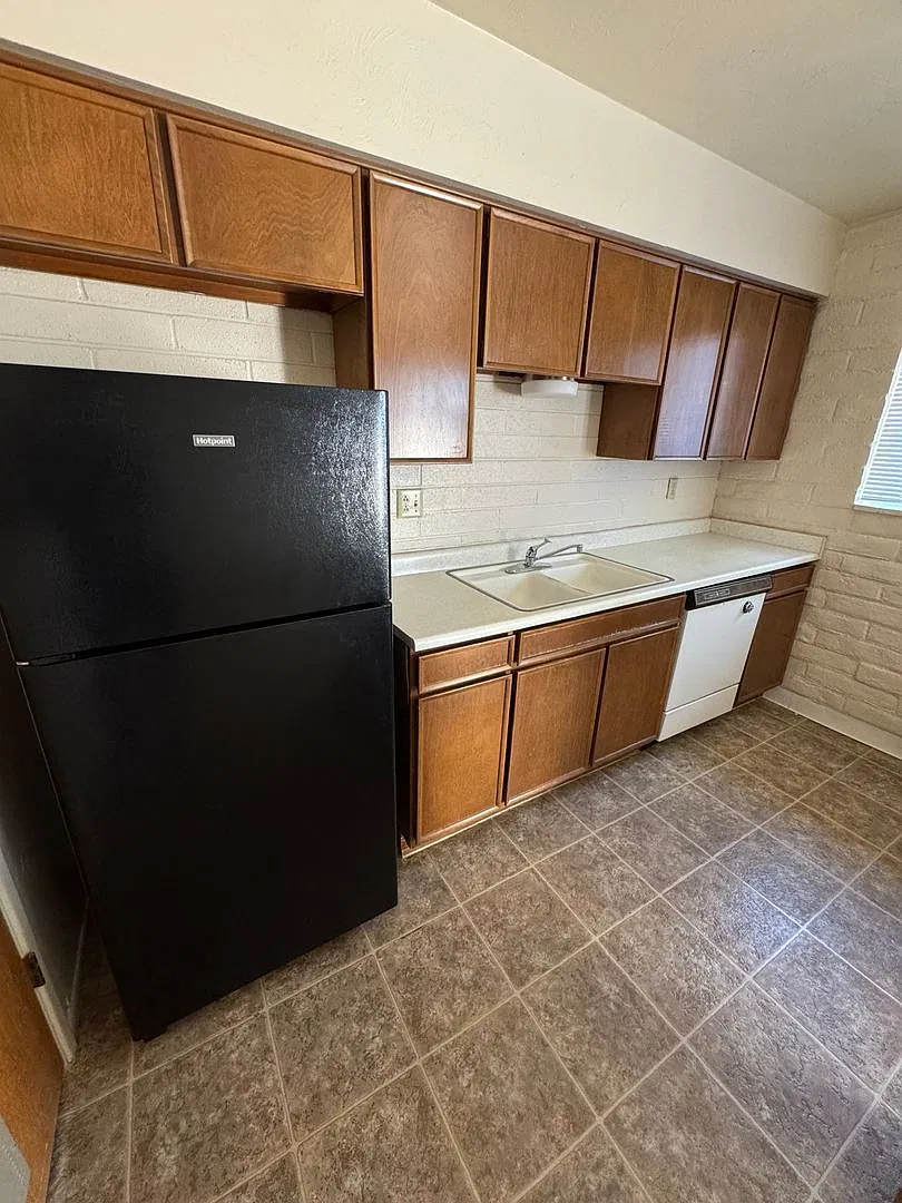 2 bed, 2.0 bath, 1000 sqft, $1,250 — Photo 1