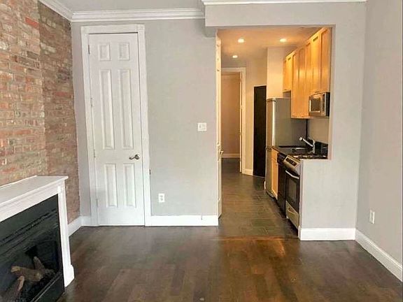 2nd image of 20 7th Ave S #3B