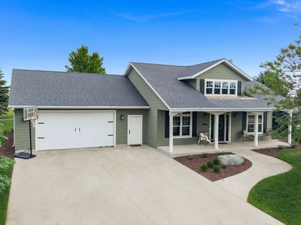 54 N Gulch Ln, Wentworth, SD 57075
