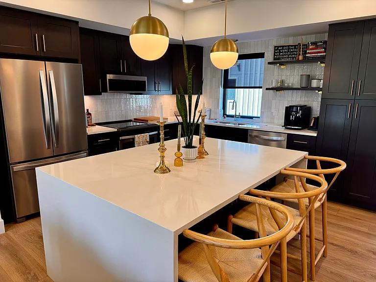 311 W Peach St #2 — Photo 3