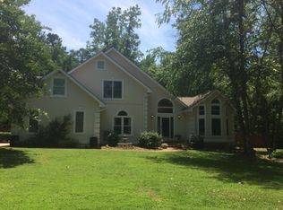 9510 Thornberry Dr, Ooltewah, TN 37363