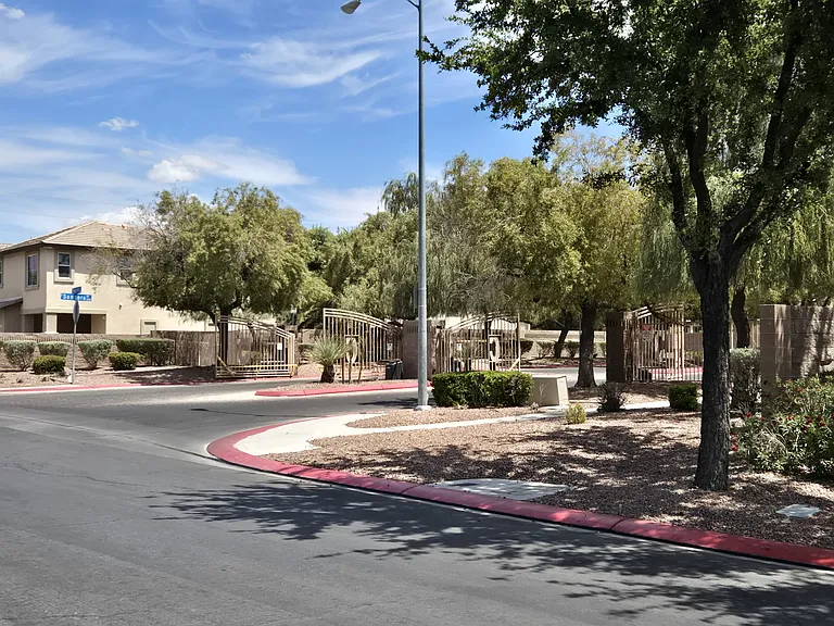 1035 Appaloosa Hills Ave — Photo 17