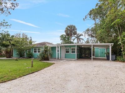 233 Avenida De La Isla, Nokomis, FL, 34275