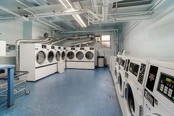 Rented by Compass | media 49