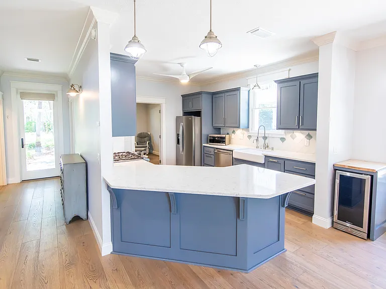 Breakfast bar