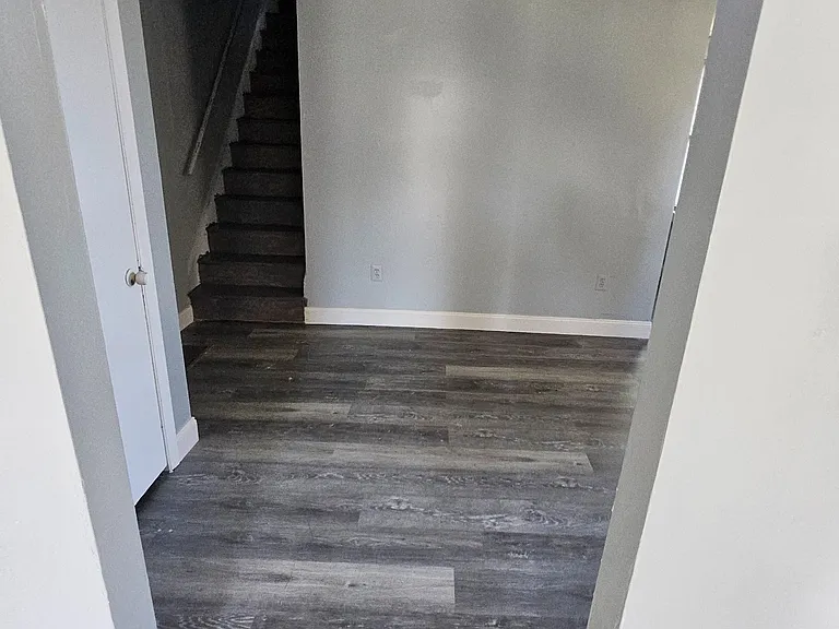 18 Barcelow St — Photo 31